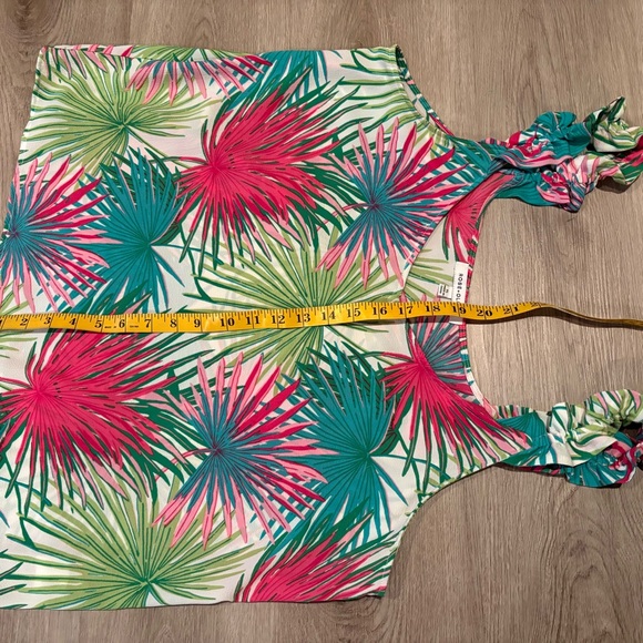 Rose + Olive Ruffle Strap Tank Top - Picture 8 of 10